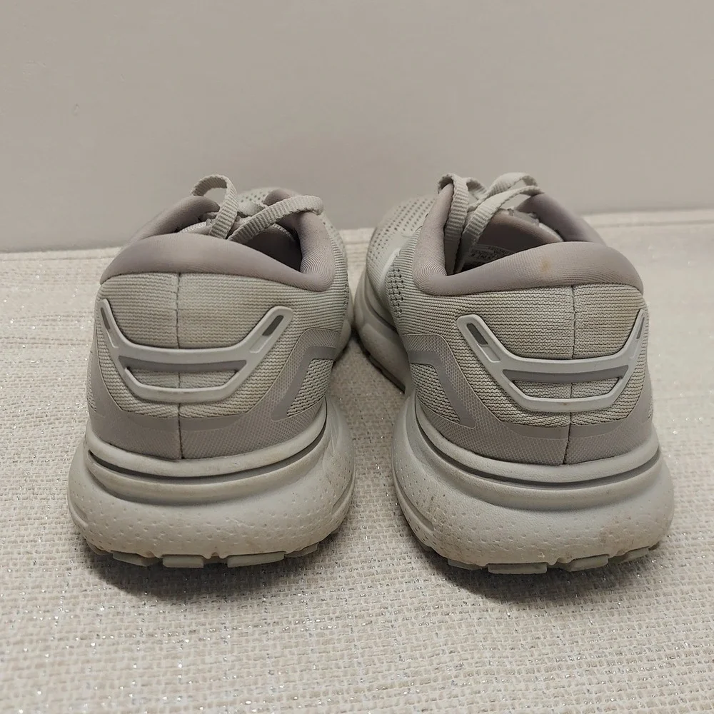 Brooks Ghost 15 Womens Running Shoes 9 Wide D Oyster Yucca 1203801D112